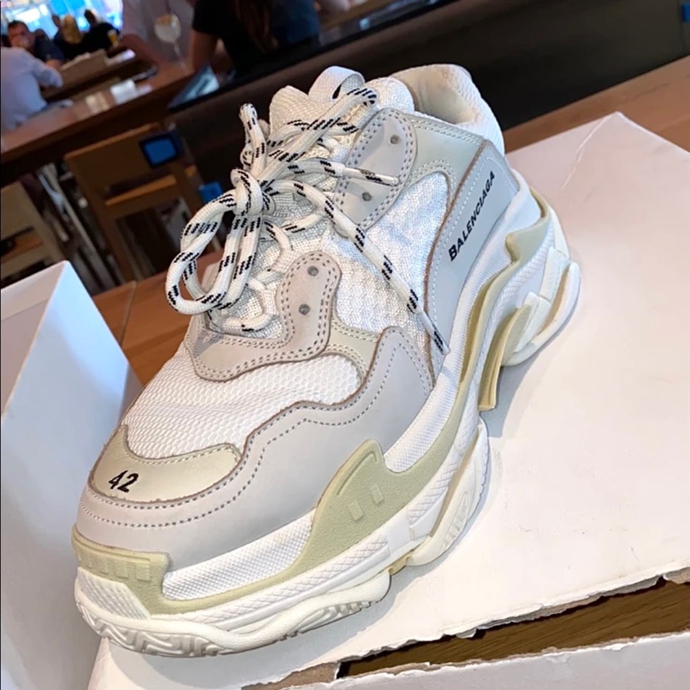 Balenciaga Triple S THIS COMPANY IS DISGUSTING IM EITHER SELLING OR BURNING